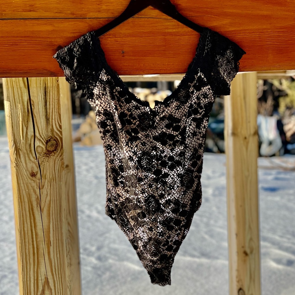 VS Sexy Black Lace Body Suit - Picture 2 of 4